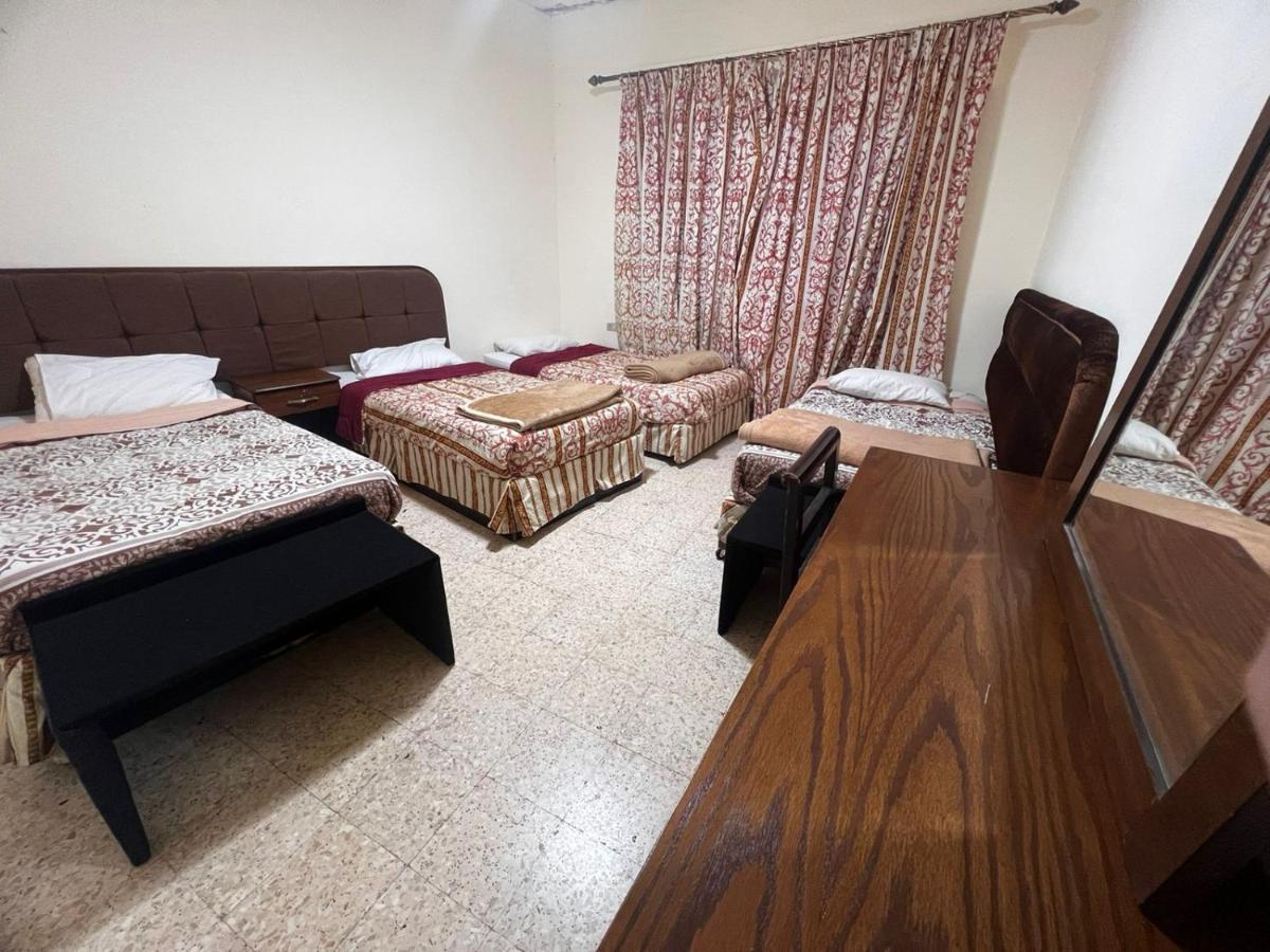 Student House Pansiyon Medeba Dış mekan fotoğraf